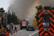 Israel Reopens Key Roads as Firefighters Battle Blaze