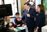 Romania Returns to the Polls, Far-Right Leads in Surveys