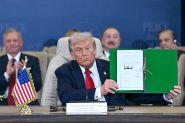 Trump proclame un «jour formidable pour le Moyen-Orient» devant un Sommet sur Gaza