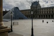 Louvre Museum Closed as Workers Strike