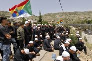 US Meets Syria Top Diplomat, Urges Action on Sectarianism