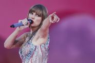 Taylor Swift Buys Back Rights to Her Old Music