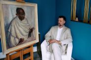 Un rare portrait de Gandhi adjugé plus de 176.600 euros à Londres