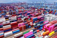 Trump Signs Order Extending China Tariff Truce by 90 Days