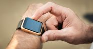 Dermatitis and Staphylococcus: Your Smartwatch Could Be Carrying Both