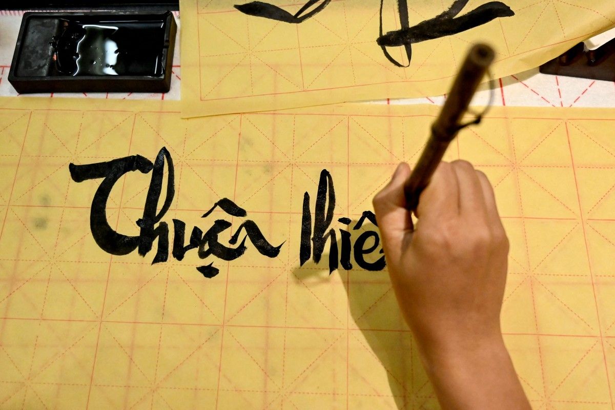 Au Vietnam, l’alphabet latin réinventé en art de vivre