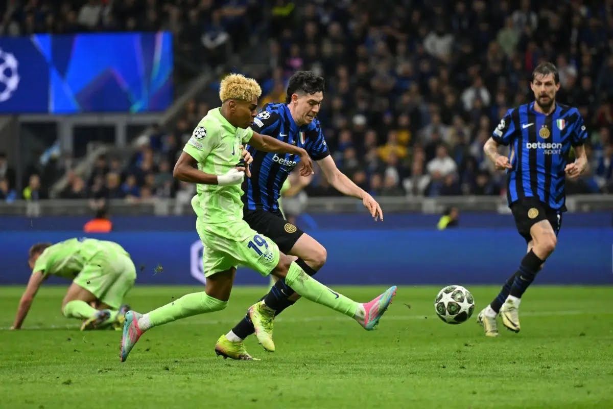 Yamal Shined, Barcelona Sank