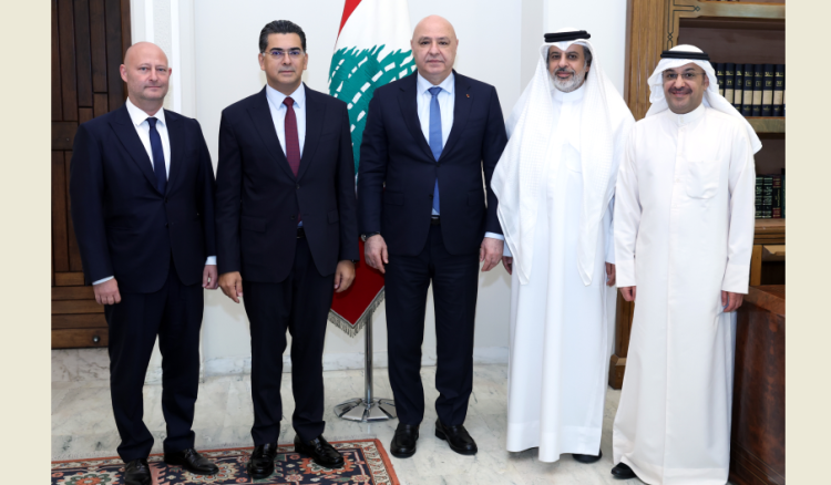 Joseph Aoun salue la tenue du Forum arabe des médias à Beyrouth