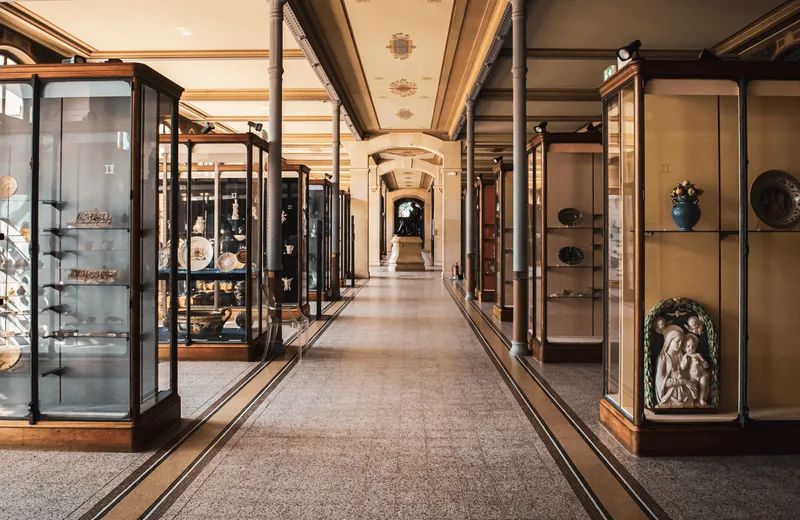 Vol à 9,5 millions d’euros: braquage nocturne au musée de la porcelaine de Limoges