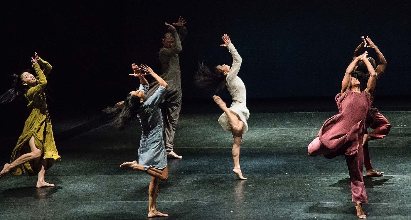 Akram Khan offre le songe d’une nuit indienne dans le désert saoudien