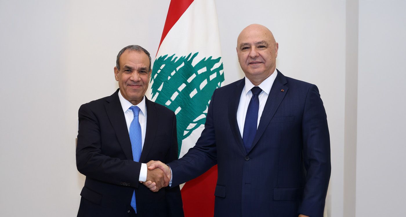 Egyptian Initiative Stalls: Token Disarmament and Sharm El-Sheikh Talks