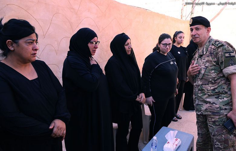 Le commandant en chef de l’armée présente ses condoléances aux familles des soldats tombés