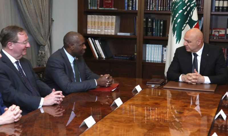 Aoun à Lammy: Seules l’armée libanaise et la Finul opéreront dans le sud du Liban