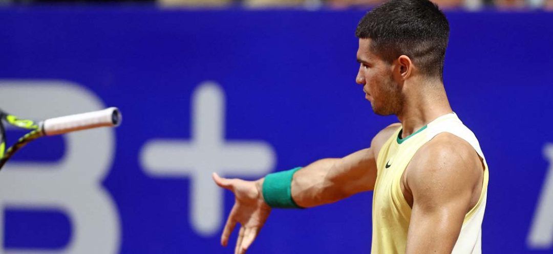 Alcaraz Slumps To Shock Buenos Aires Semi-Final Loss