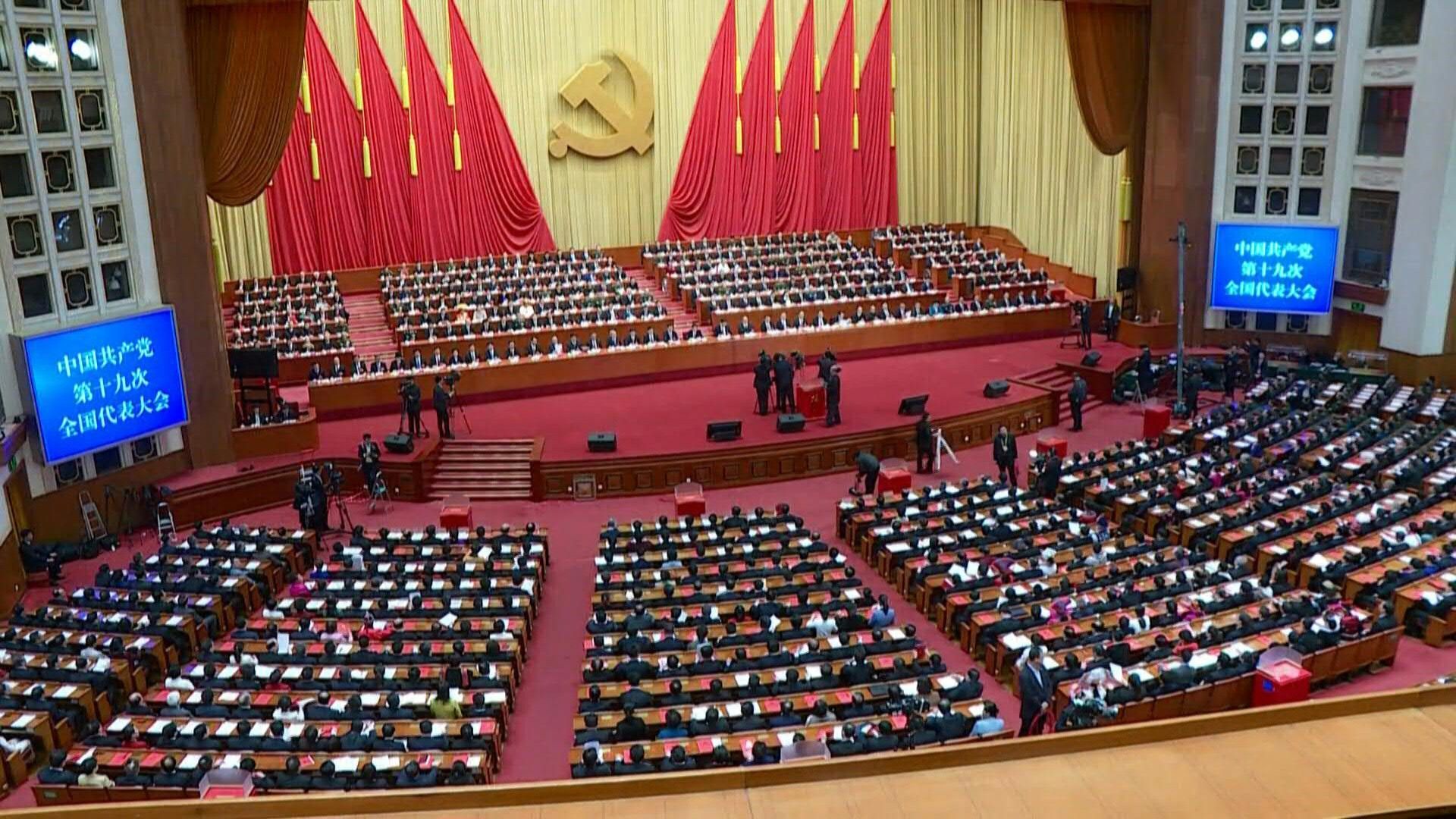 Xi Jinping se fait offrir le pouvoir absolu