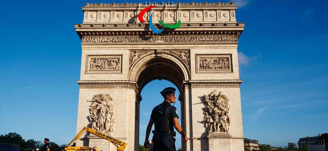 River Seine Unfit for Swimming One Month From Paris Olympics