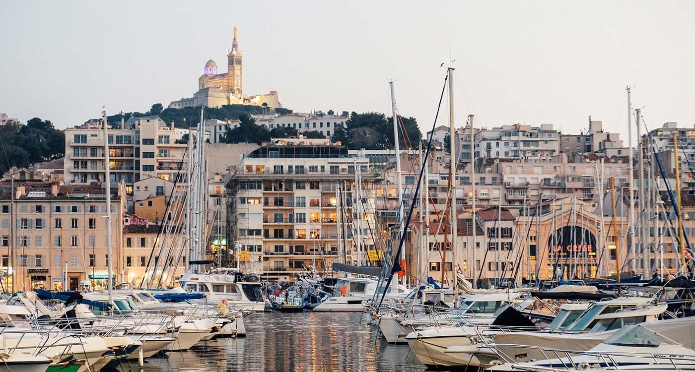 Des adolescents soignés par l’école au cœur du Mucem à Marseille