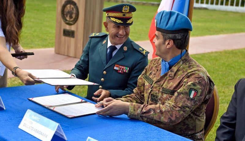 La Finul fait don de véhicules et d'équipements à l’armée libanaise