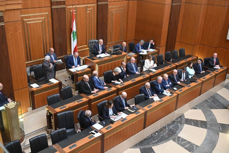 Le Parlement débat de la sécurité, de la souveraineté et des réformes