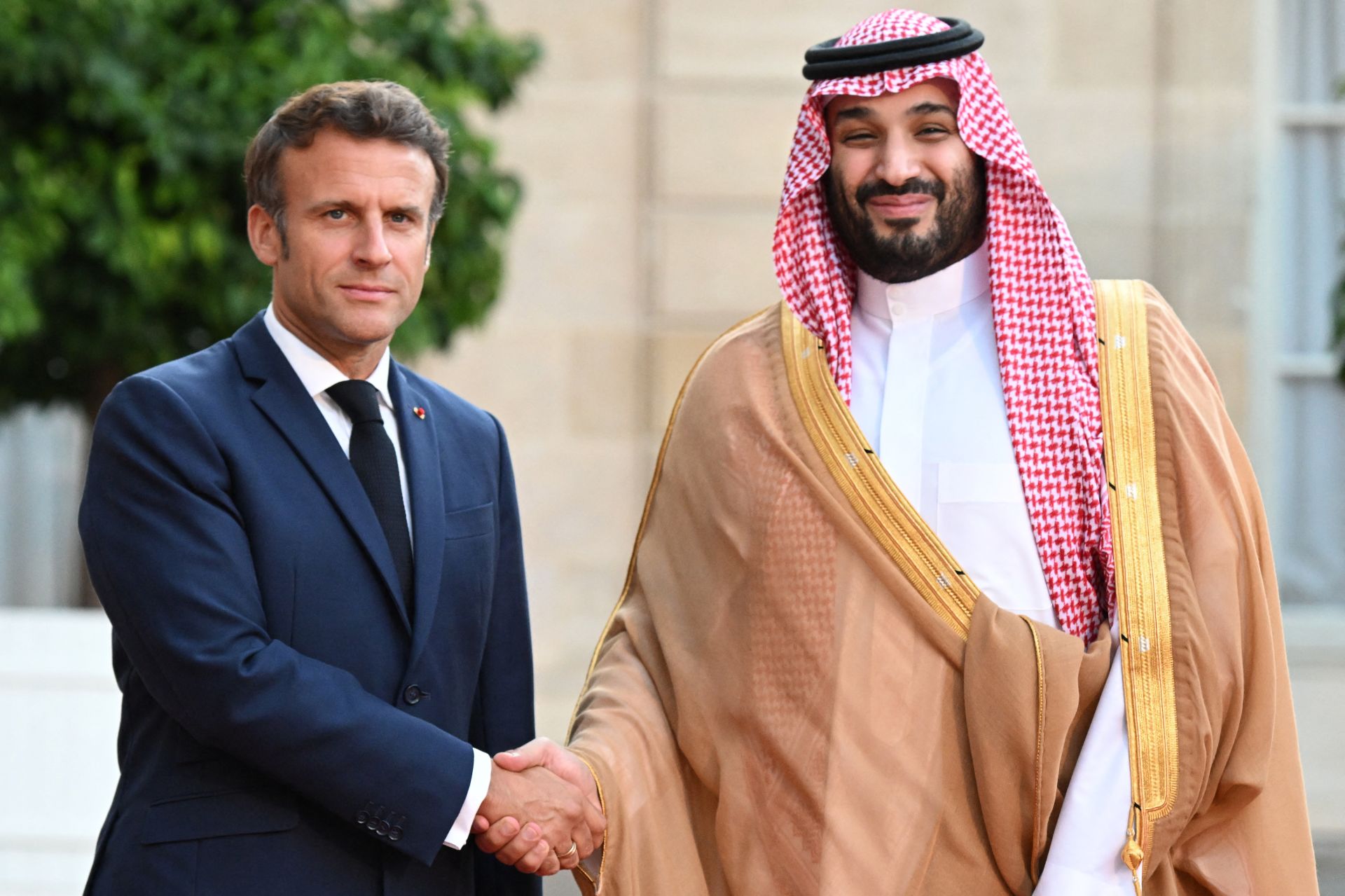 Macron and Bin Salman Pledge 'Full Support' for Forming a Strong Lebanese Government