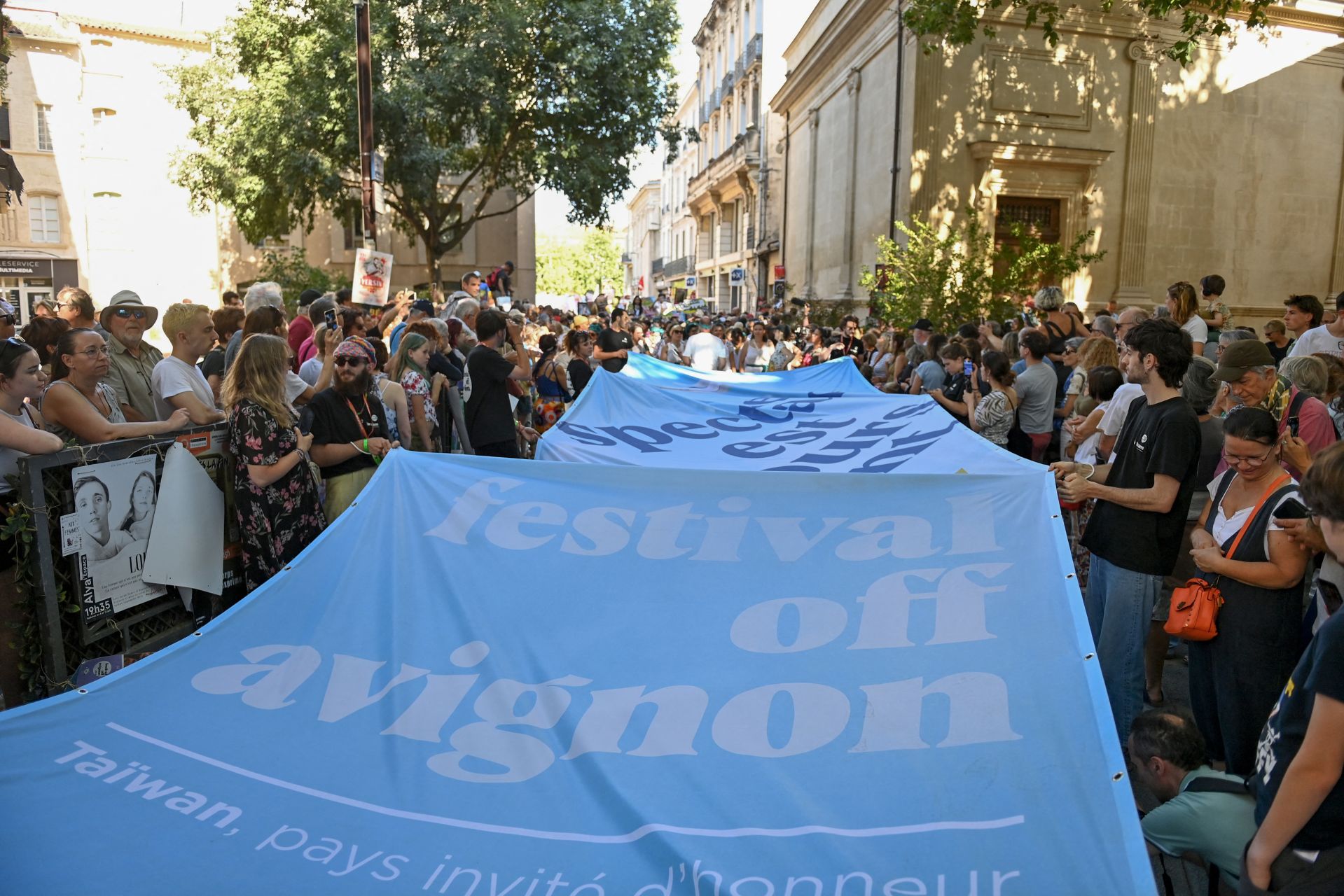 Théâtre, musique, humour: le Off d’Avignon met le cap sur le Brésil