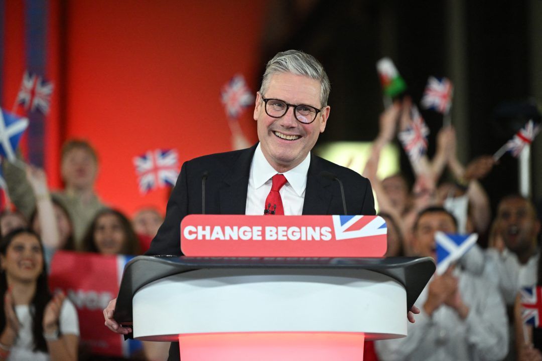 New UK Prime Minister Starmer Promises to 'Rebuild Britain'