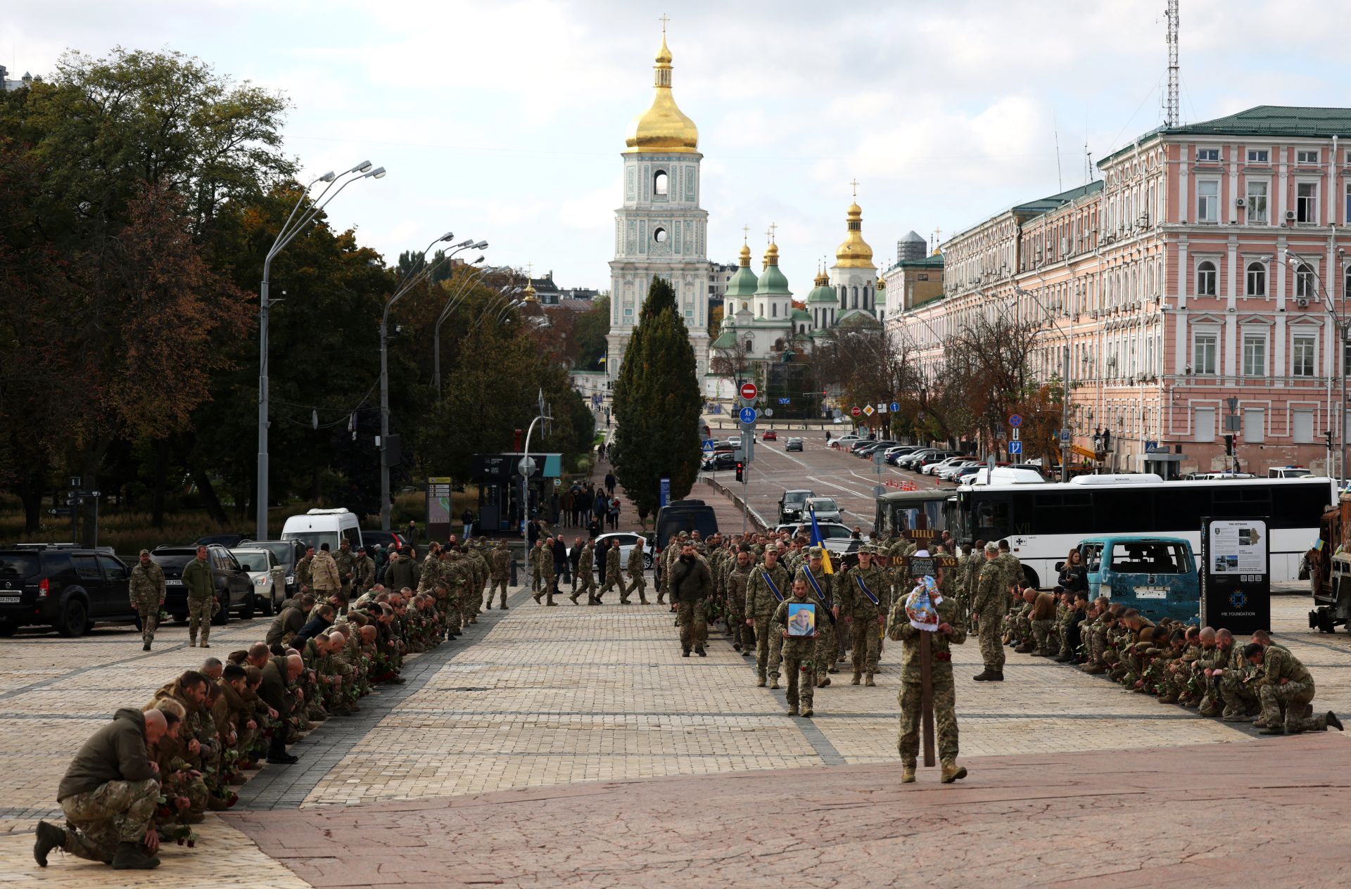 France Welcomes Russian Soldiers Deserting in Ukraine