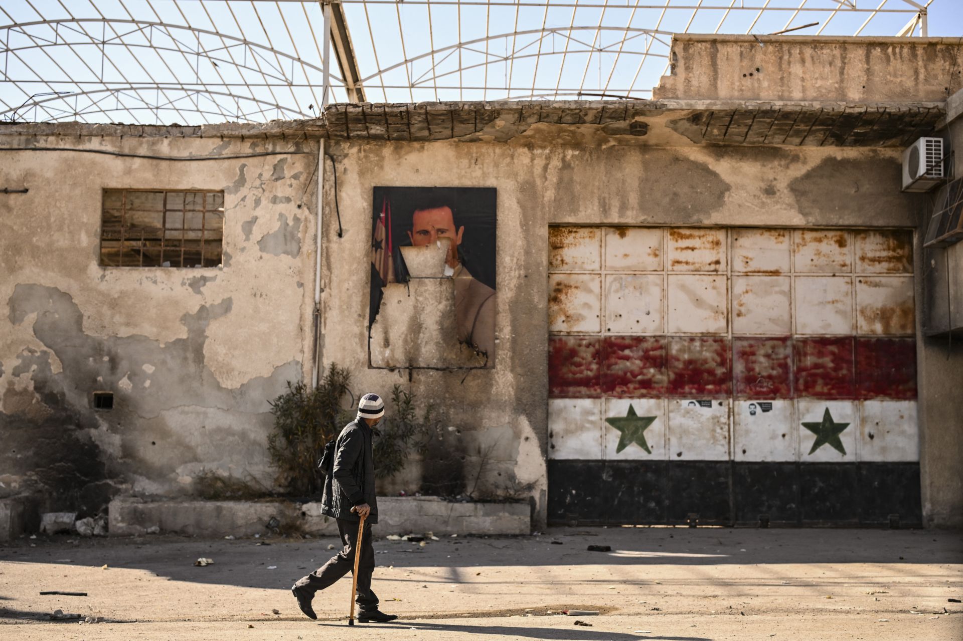 Syria Rescuers, Activist Say Site Outside Damascus Believed to Be Mass Grave