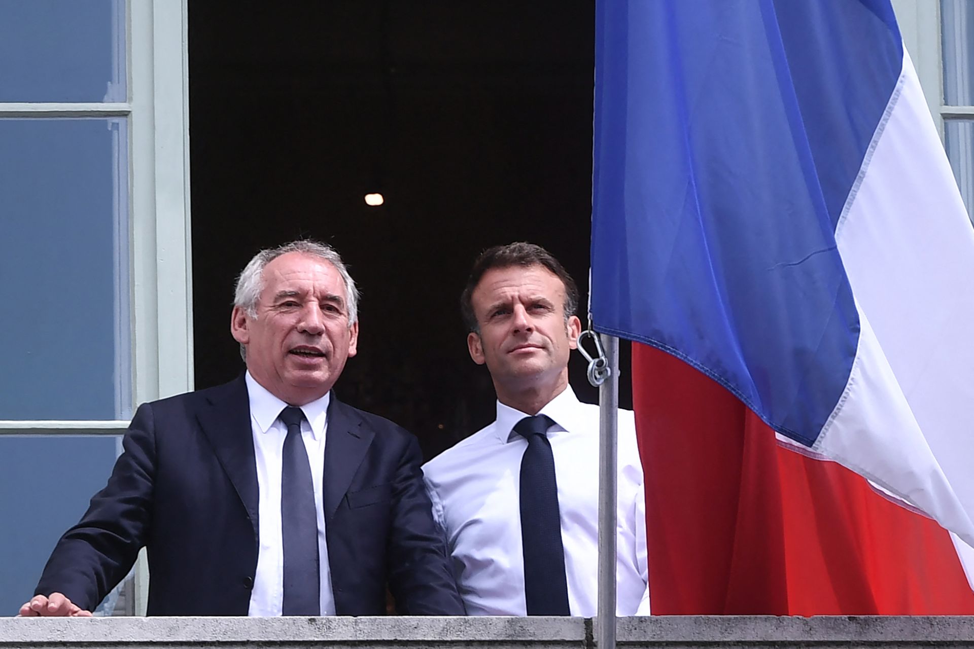 Avant Bayrou, seuls deux gouvernements sont tombés sous la Ve République