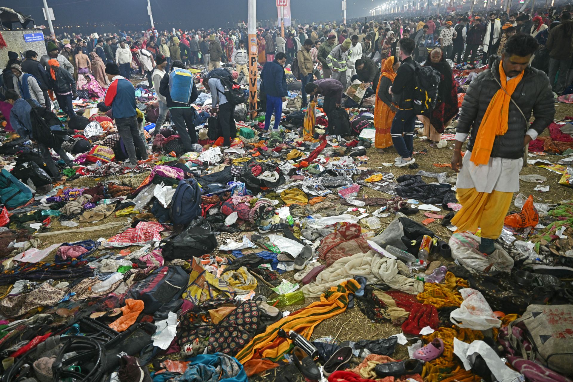 15 Dead in India Stampede at Hindu Mega-Festival