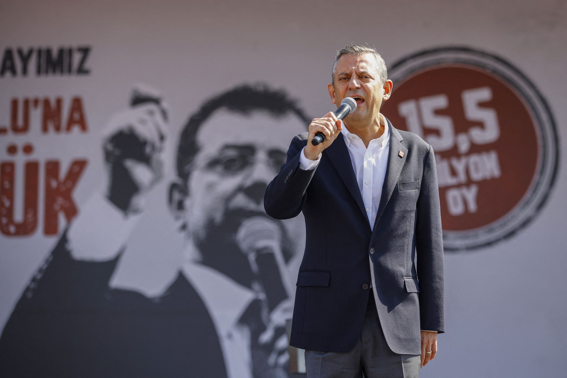 Turquie: le maire d'opposition d'Istanbul poursuivi pour 142 infractions