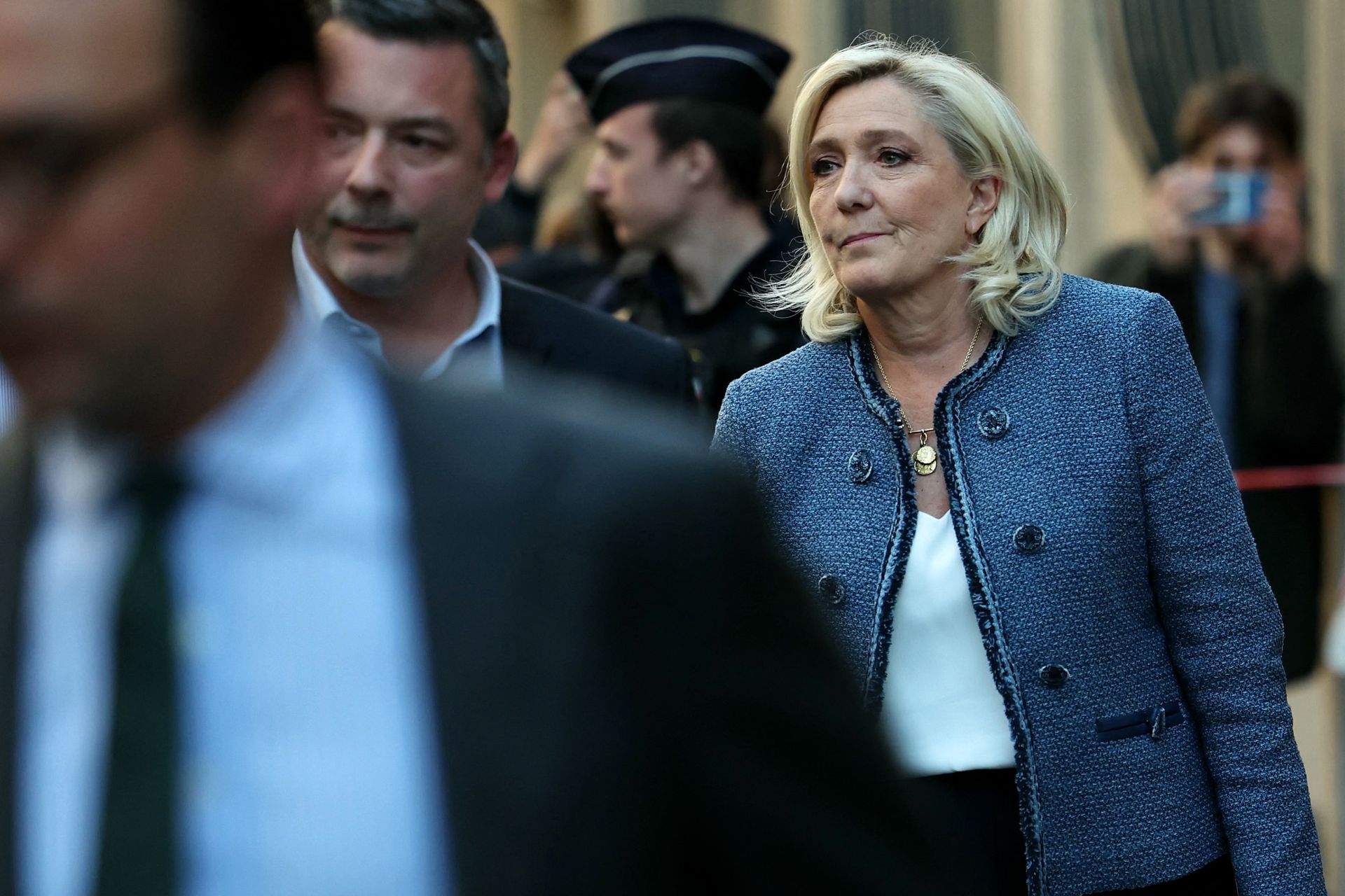 France: Marine Le Pen et son parti lancent la contre-offensive après le jugement d'inéligibilité