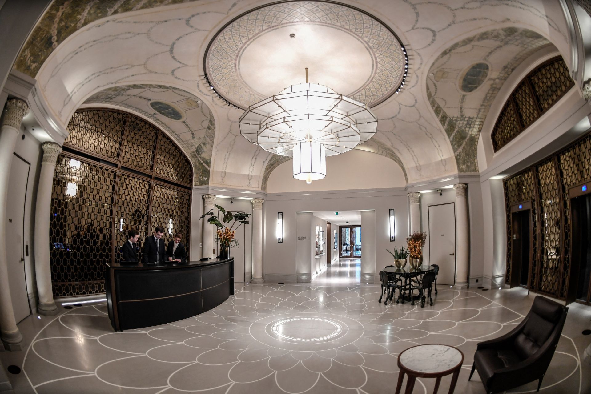 Rebaptisé Mandarin Oriental Lutetia, le palace Lutetia passe sous pavillon asiatique