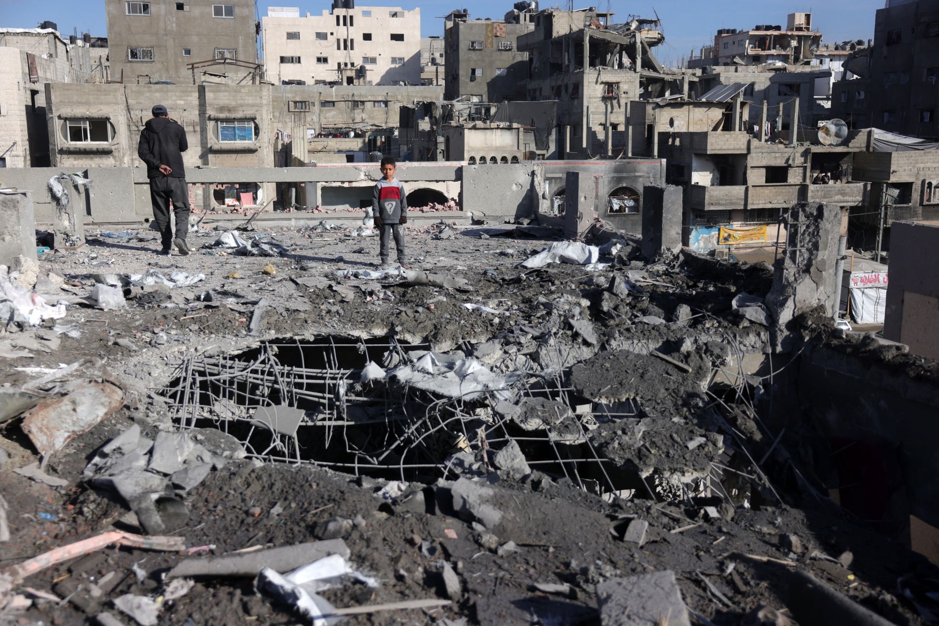 Gaza: Macron dit à Abbas qu'il faut \