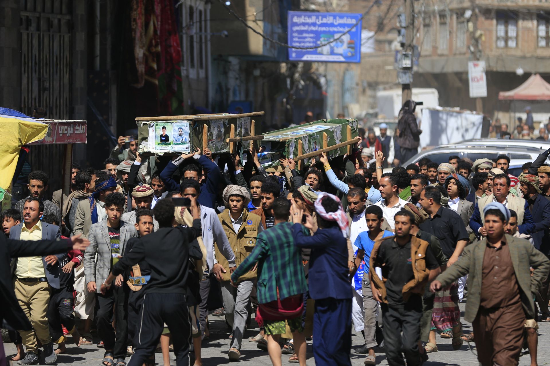 Au Yémen, les bombardements américains alimentent la propagande des rebelles houthis