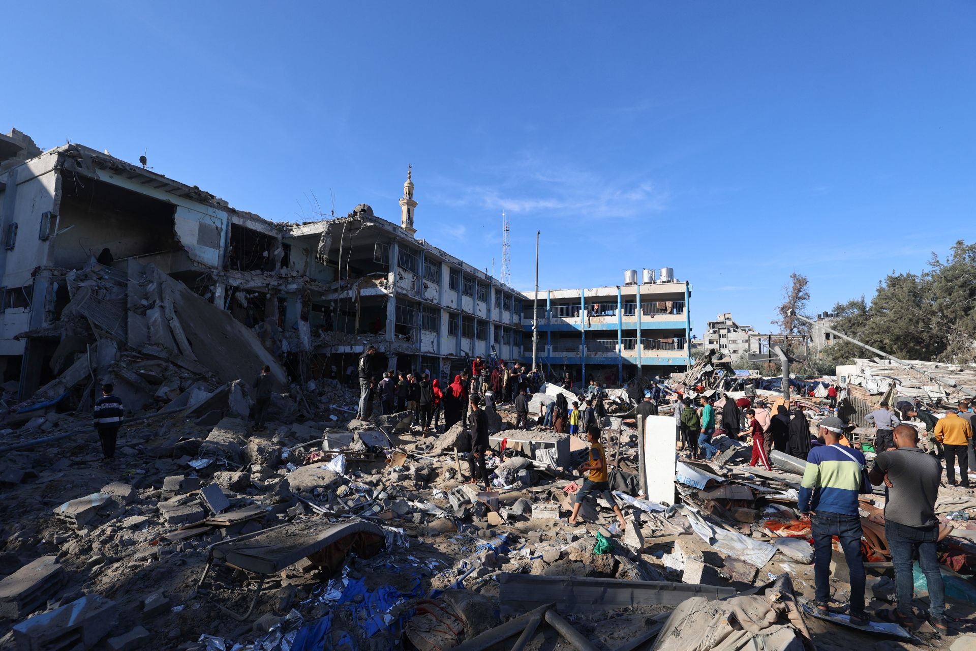 Frappe israélienne sur Gaza-ville: 33 morts et 80 blessés, selon les secours