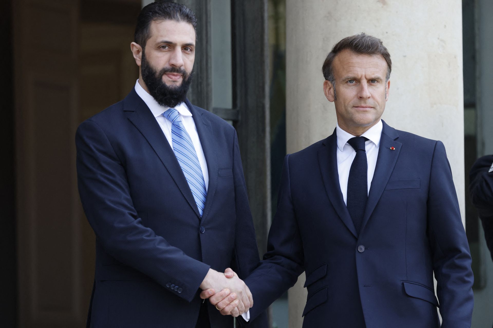 Macron accueille le président syrien pour lui demander de protéger \