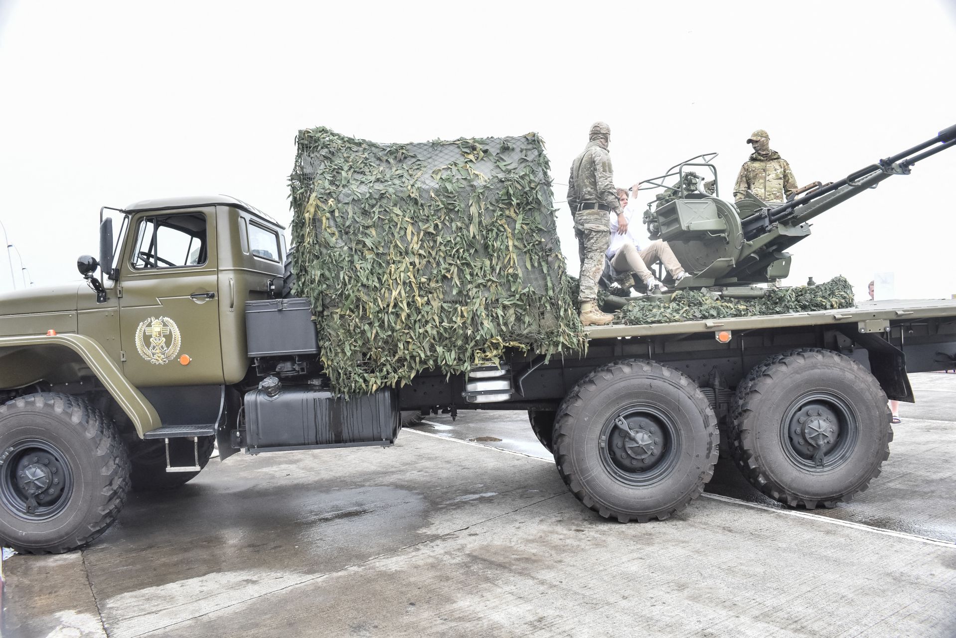 Russian Strike Kills 12 Ukrainian Soldiers during Training