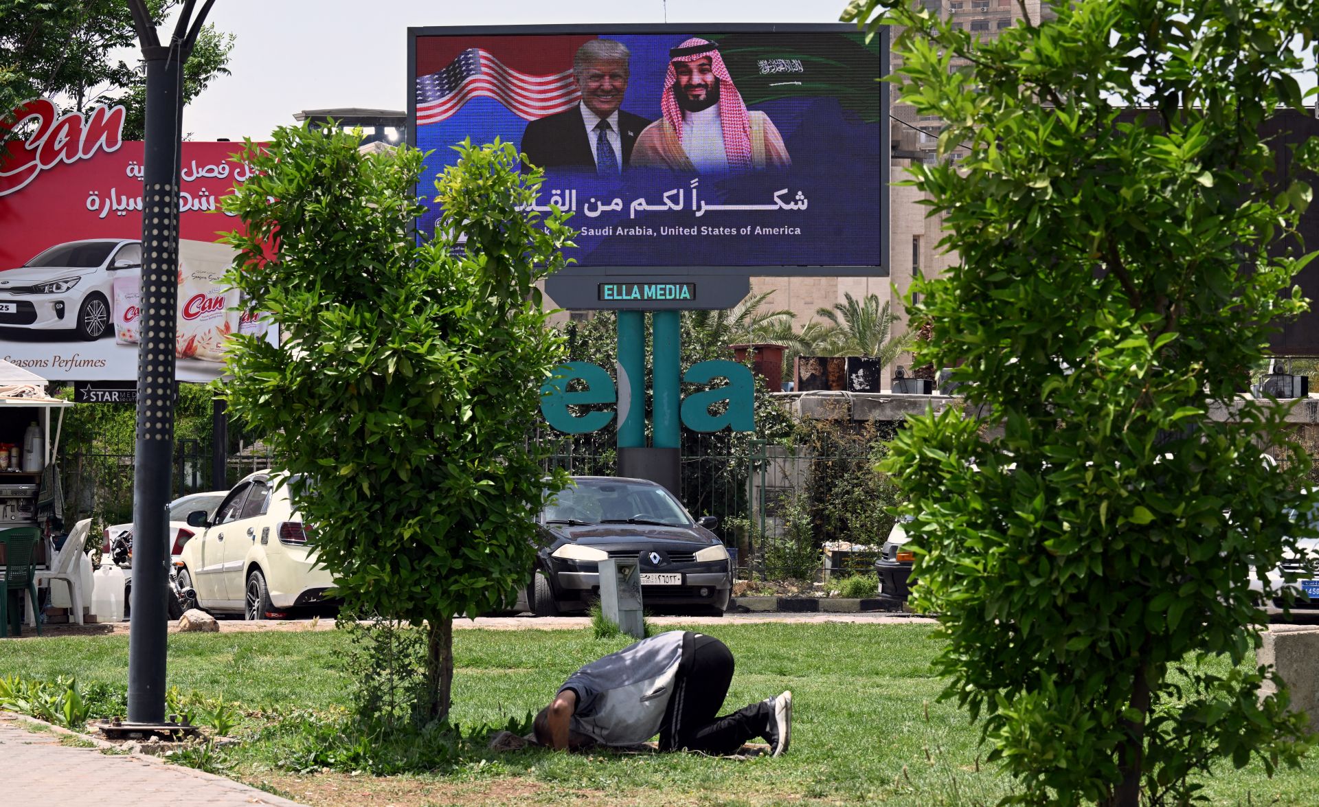 Sanctions Lifted on Syria: Damascus Faces Hope and Real Challenges