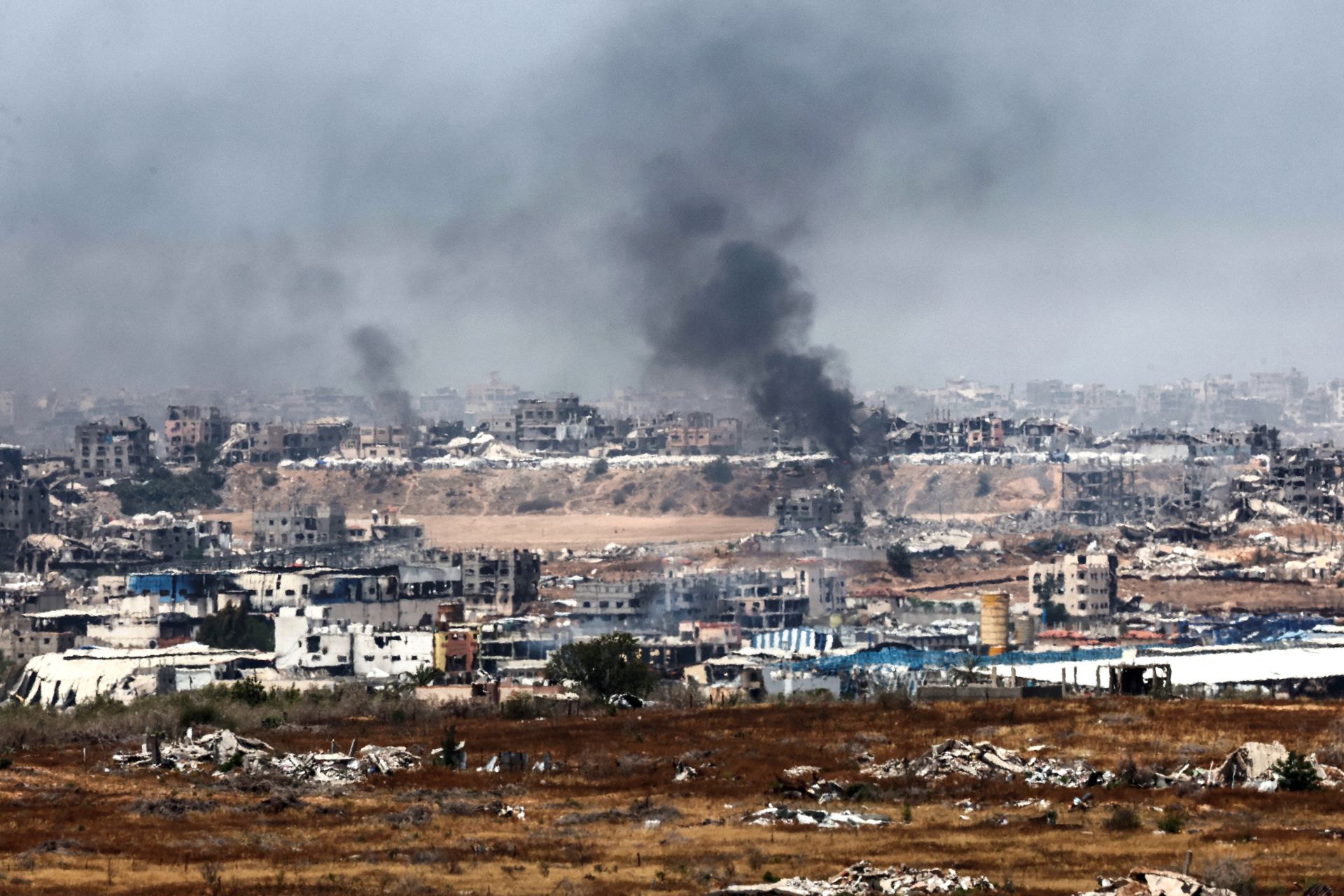 Gaza: la Défense civile annonce 20 personnes tuées par des tirs israéliens en allant chercher de l'aide
