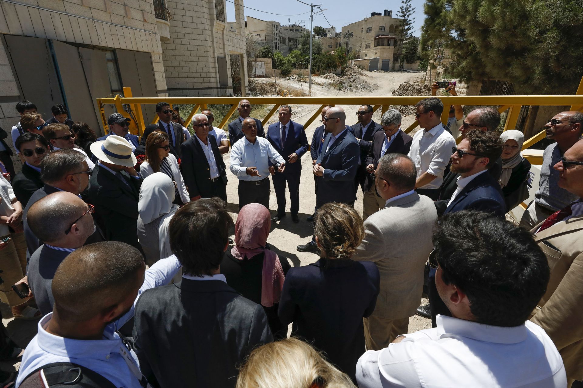 Des soldats israéliens ouvrent le feu lors d'une visite de diplomates en Cisjordanie