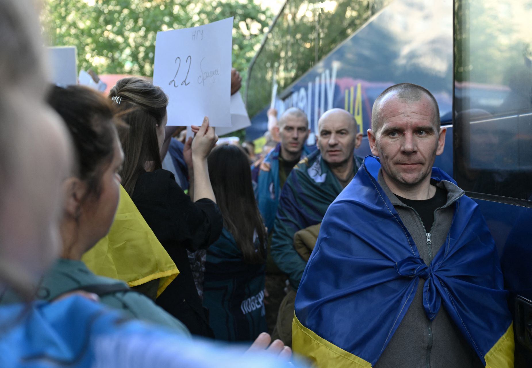 Attaque russe massive sur Kiev avant un deuxième échange de prisonniers