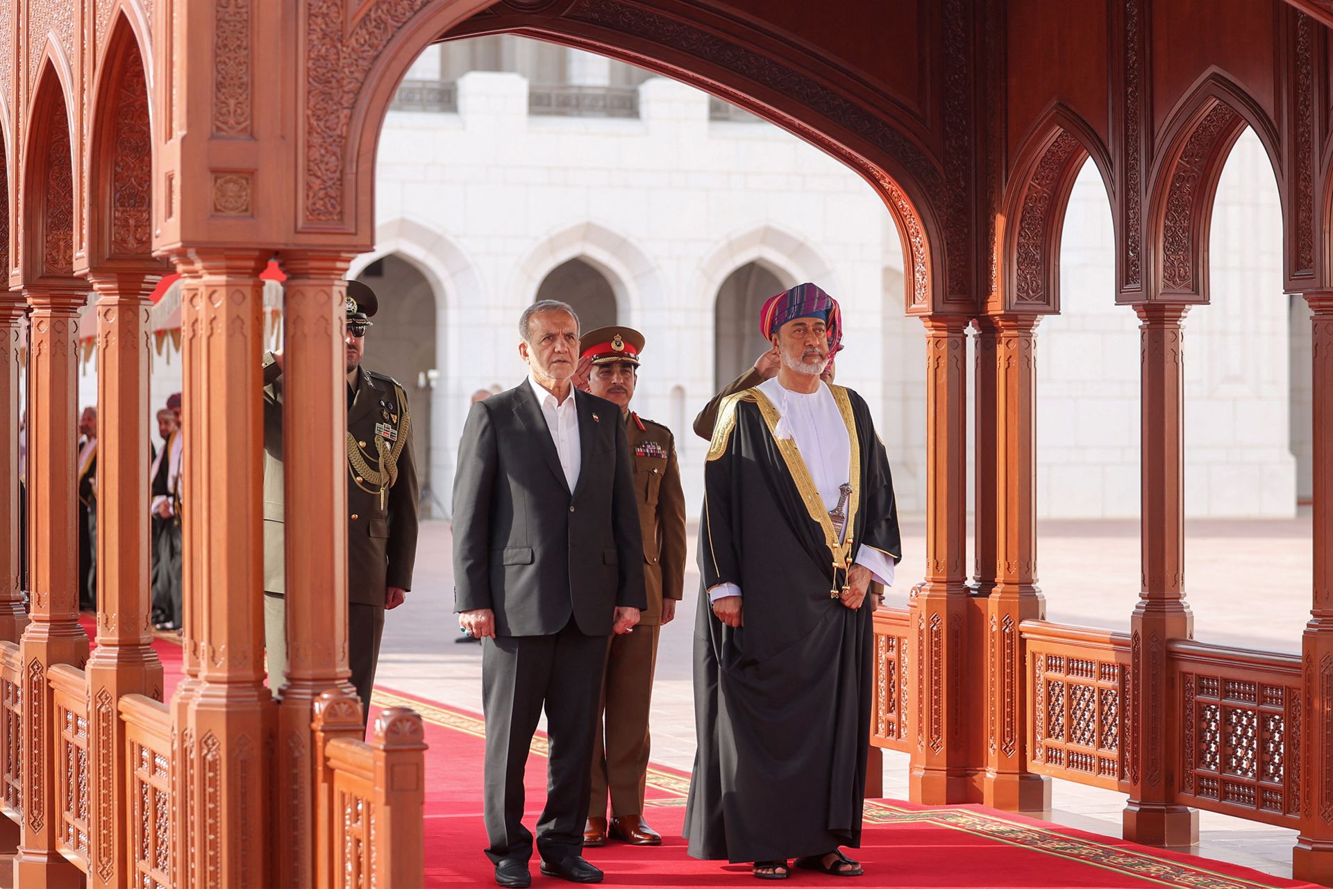 Le président iranien à Oman, pays médiateur entre Téhéran et Washington