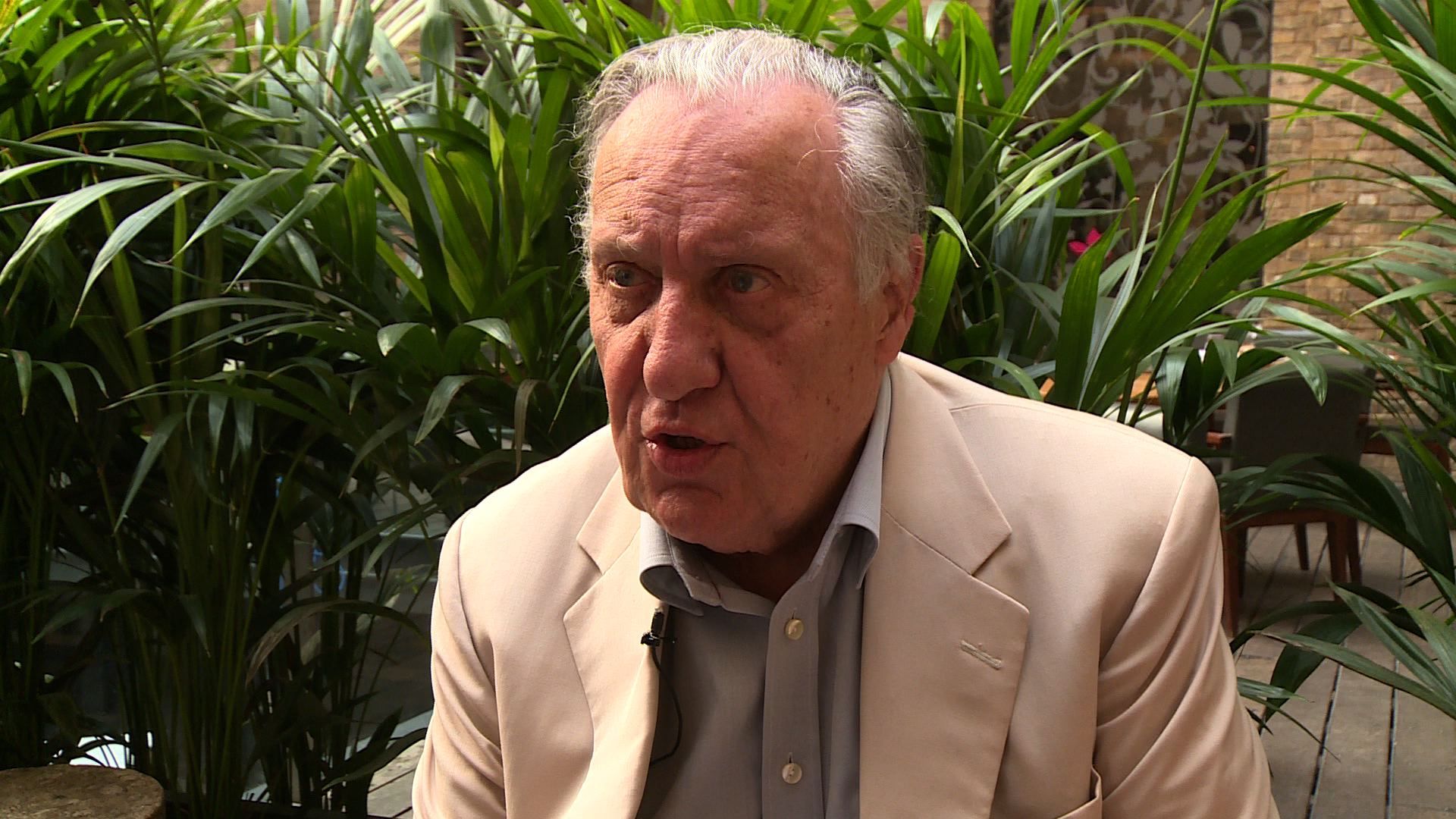 Mort de Frederick Forsyth, maître du suspense mondial