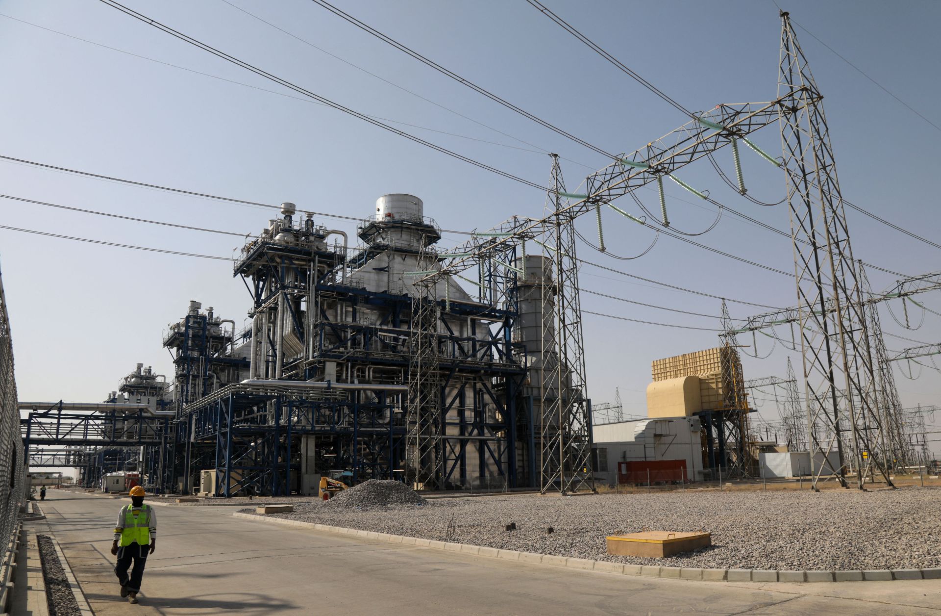 Iraq Announces Nationwide Power Outage amid 'Record' Heat