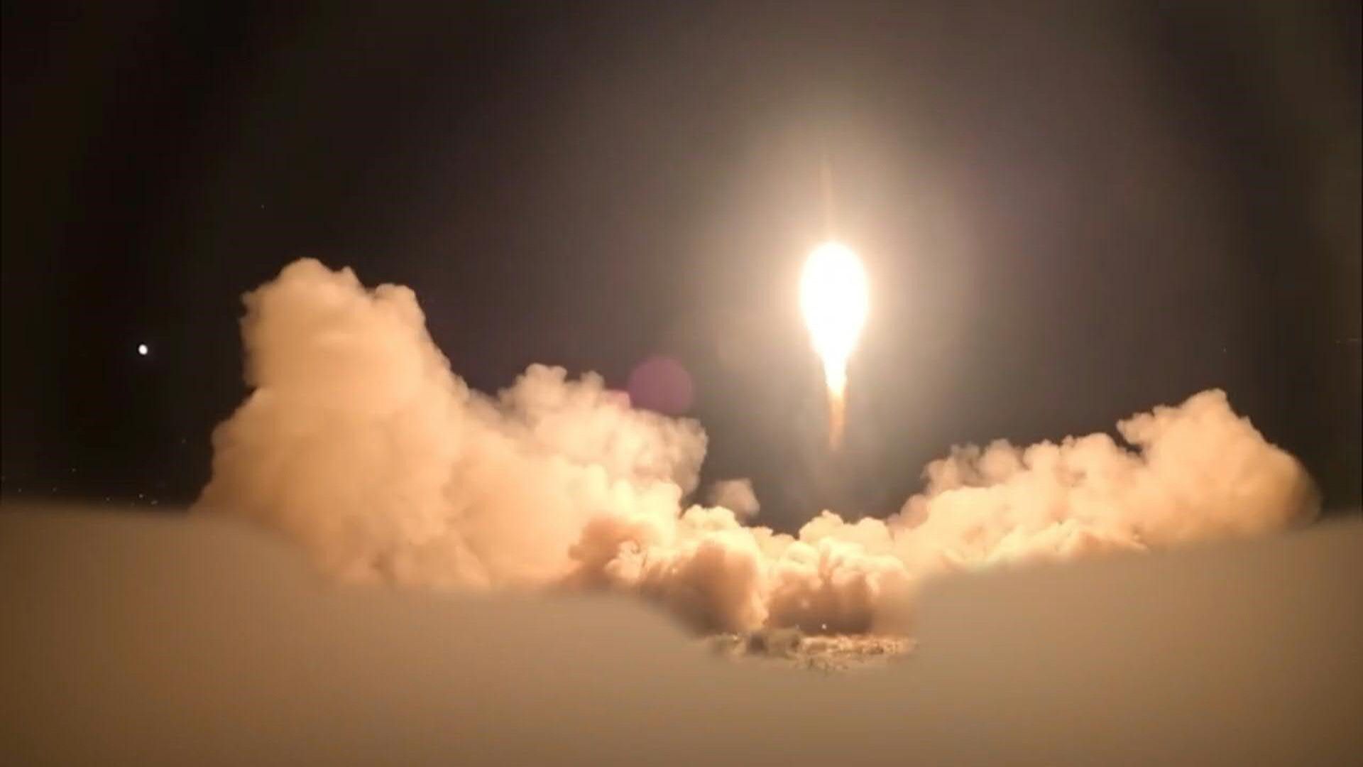 Israël-Iran, jour 12 : confusion à l’aube, entre cessez-le-feu annoncé et frappes renouvelées