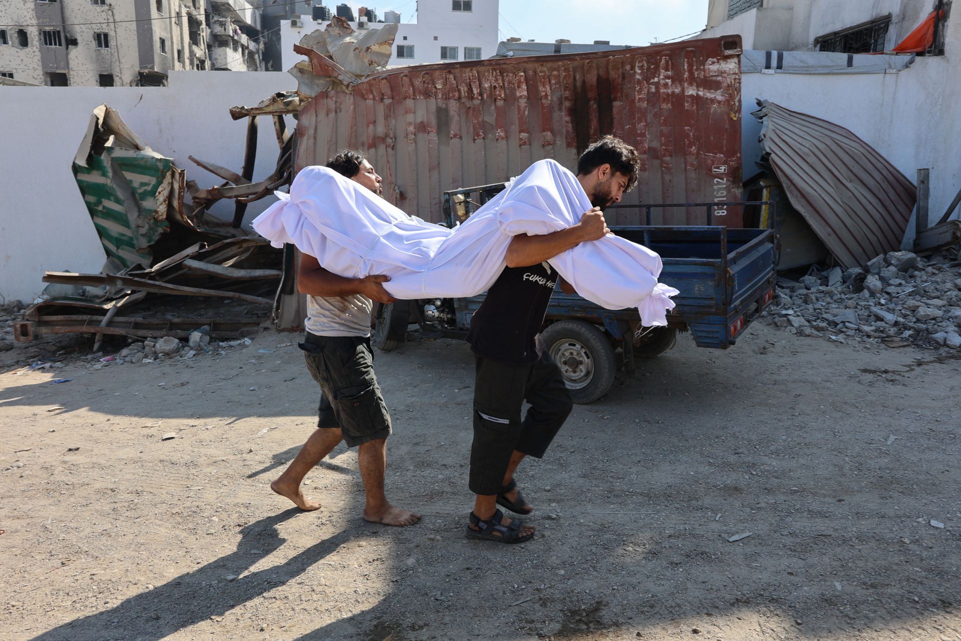 Aid Turns Deadly: Nearly 800 Killed Seeking Food in Gaza, Says UN