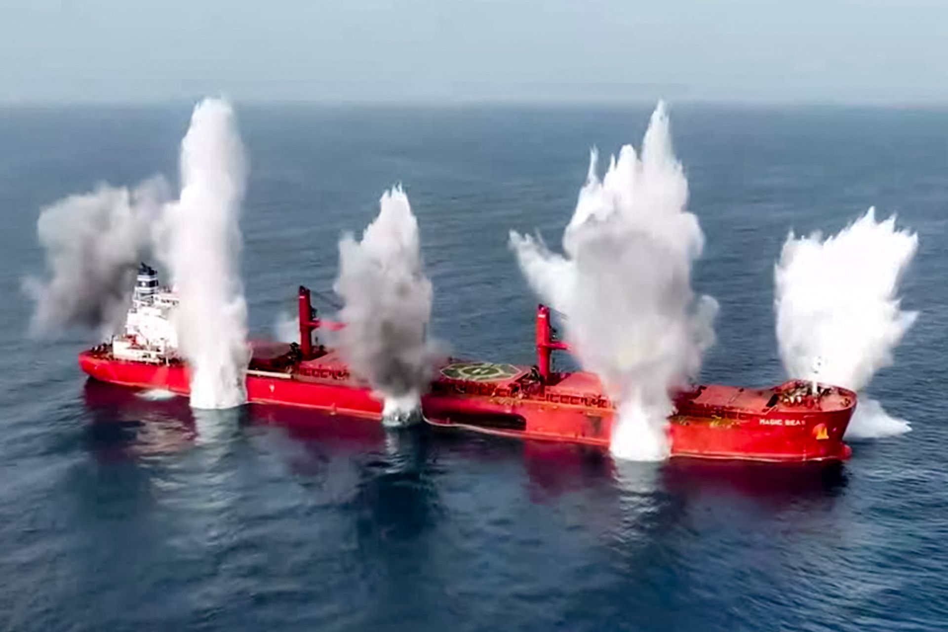 Houthi Attack in the Red Sea: Ten Rescued, Several Missing