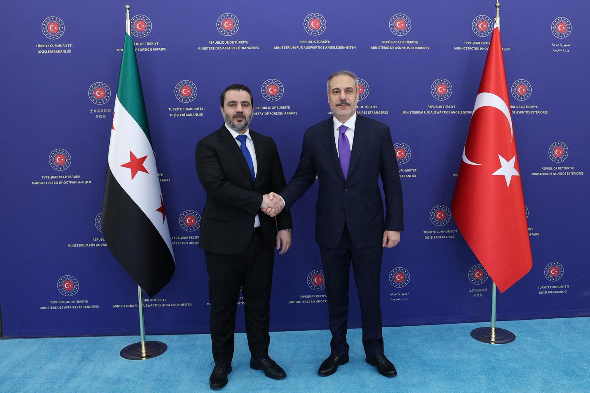 Ankara and Damascus Top Diplomats Warn Israel over Syria Action