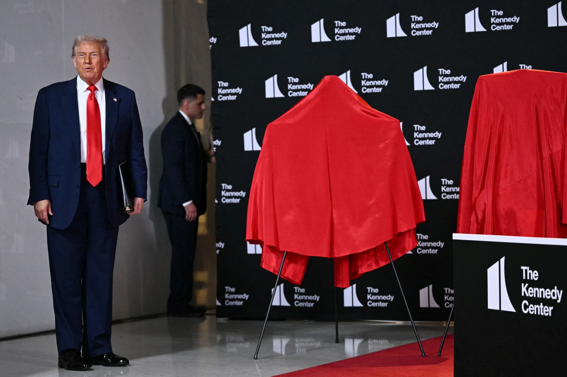 Stallone, Gloria Gaynor choisis par Trump pour les prix du Kennedy Center